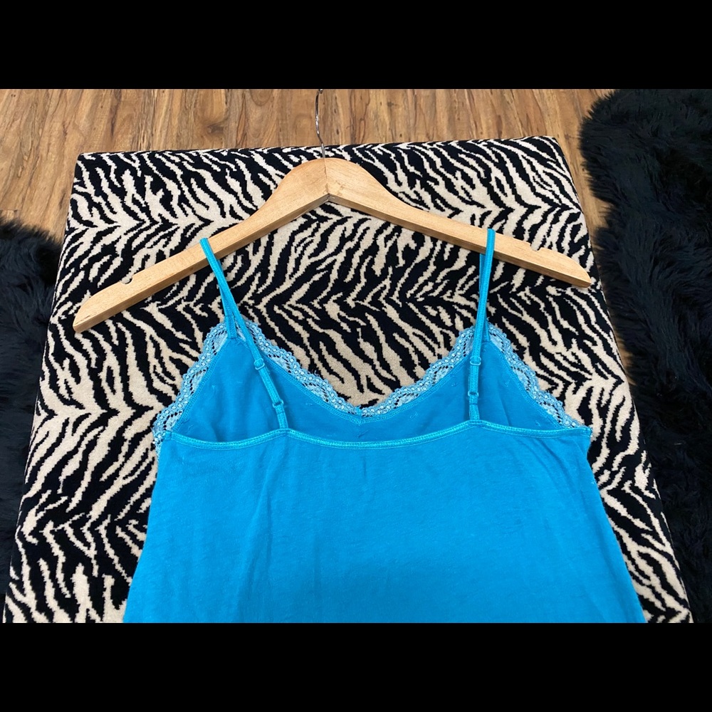 •Hollister Beaded Front Tunic - Picture 7 of 7